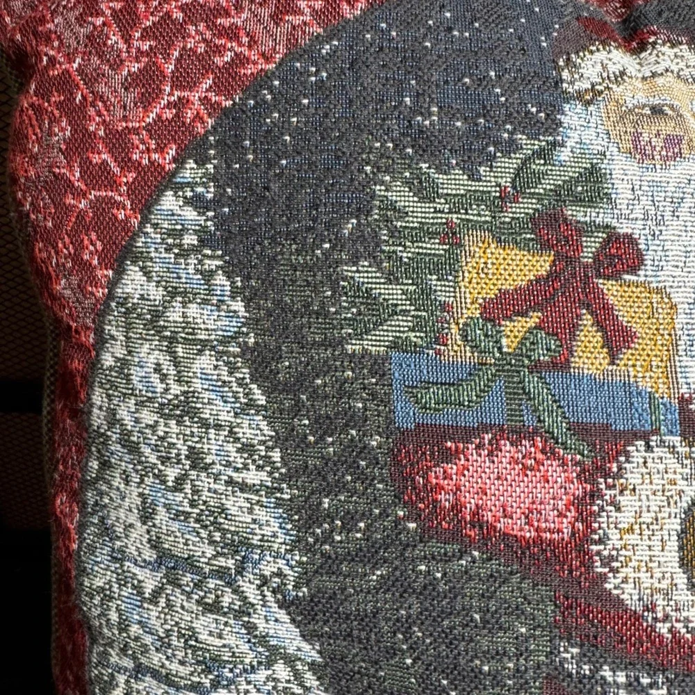 Fashion Woven Tapestry Christmas Santa Claus Throw Pillow Red Green Snowy Forest